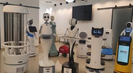 Három éven belül több ezer robot segítheti az emberek munkáját a vendéglátásban és az egészségügyben